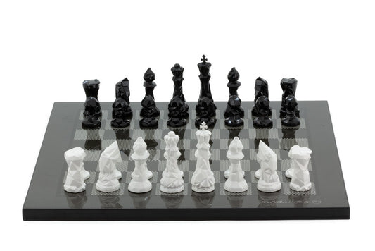 Dal Rossi Italy Chess Set with Diamond-Cut Black & White 85mm chessmen on a Carbon Fibre Shiny Finish Chess Board 16”